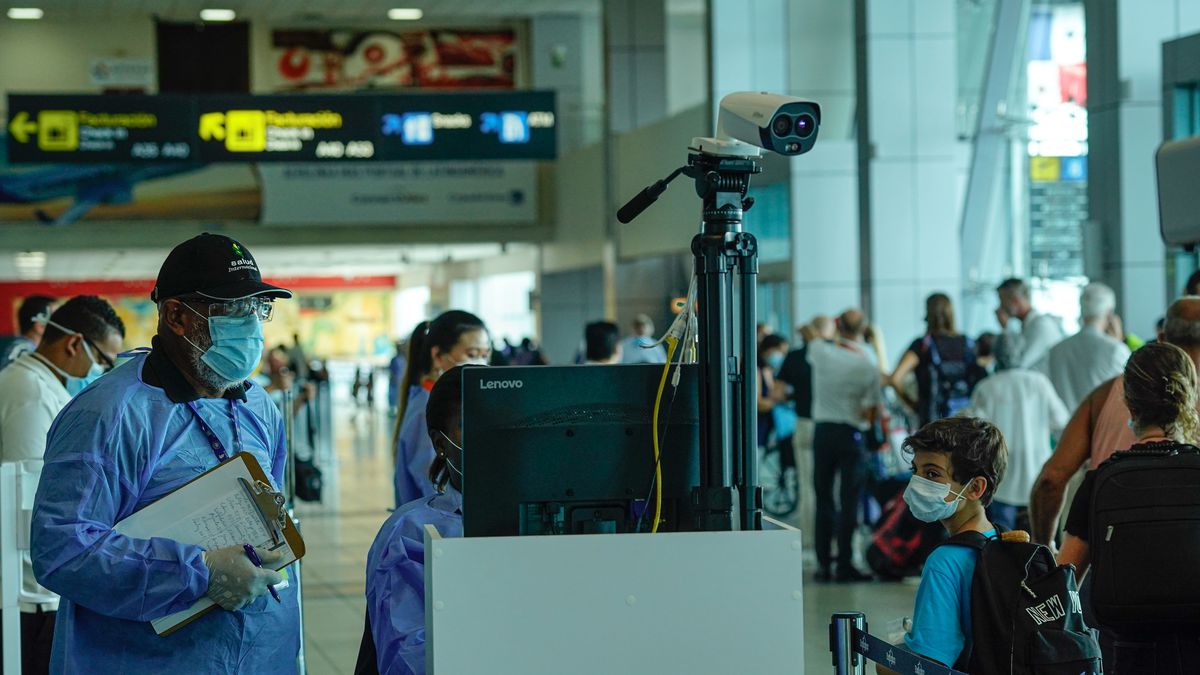 Minsa ajusta requisitos para ingreso de viajeros al país