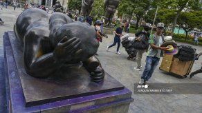 Nueve esculturas de Fernando Botero fueron vandalizadas en Medellín