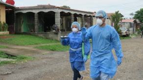 960 casos positivos nuevos y 20 defunciones más por Covid-19 en Panamá