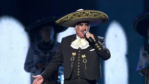 Televisa transmite polémica serie sobre astro mexicano Vicente Fernández