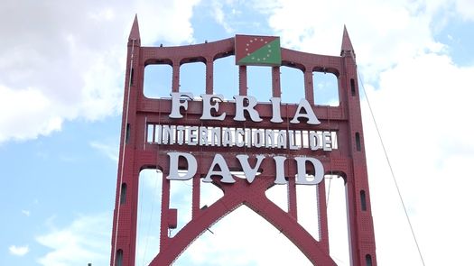 Anoche culminó la Feria Internacional de David 2022 en medio de la pandemia, cumpliendo con medidas de bioseguridad y controles para sus visitantes.&nbsp;