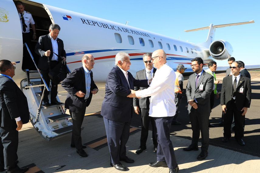 Presidente Mulino llega a Brasil para asistir a la Cumbre del Mercosur