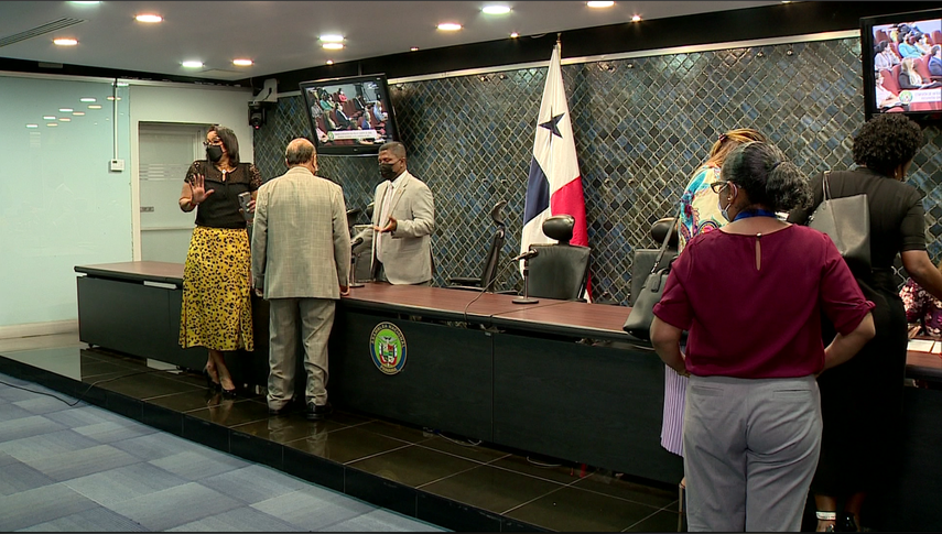 Esterilizaciones: Suspenden discusión para evaluar casos