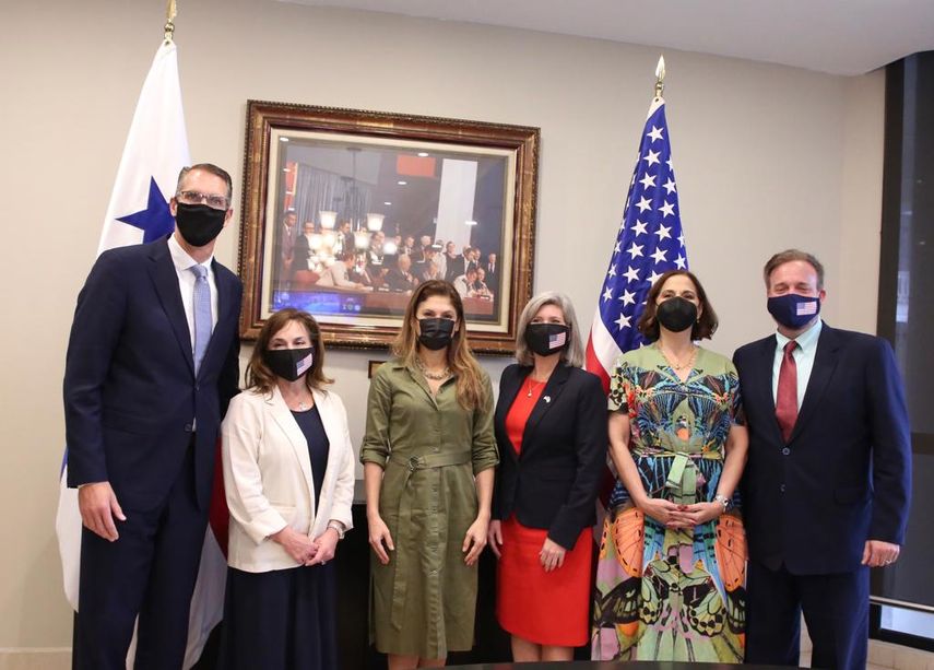 Canciller Erika Mouynes recibió en el Palacio Bolívar a la delegación del Congreso de EEUU