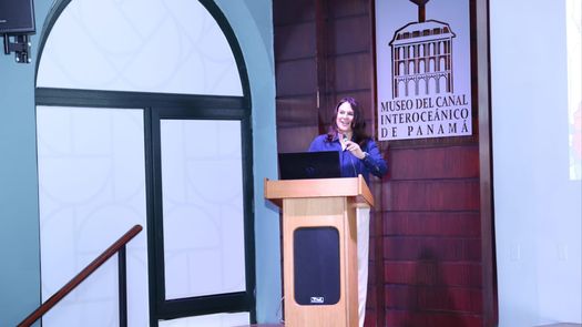 Concurso de ensayos conmemorará los 25 años de administración del Canal en manos panameñas