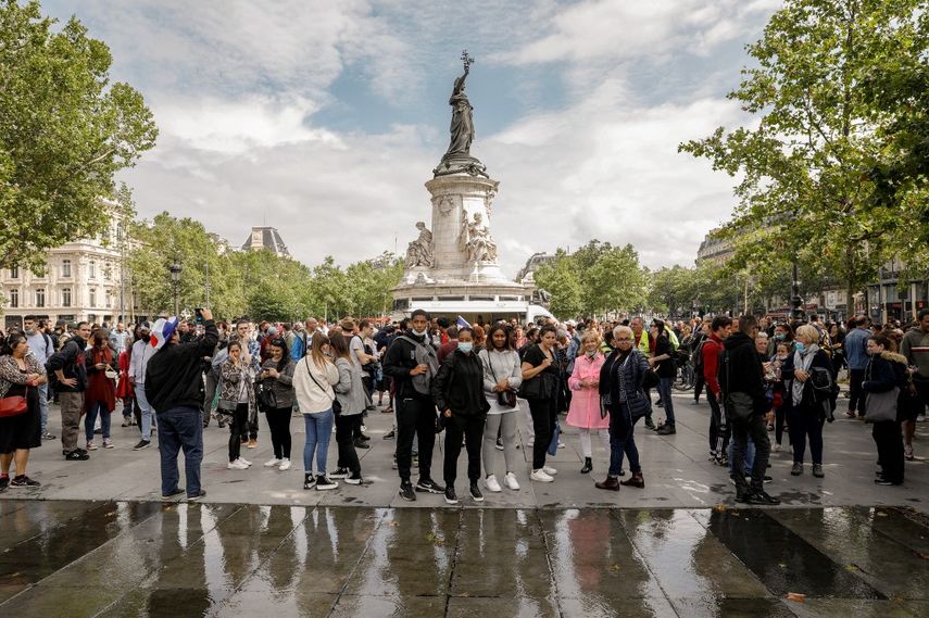 No se puede bajar la guardia ante el covid-19, causante de un millar de muertes por semana en Europa, advirtió el martes la oficina europea de la Organización Mundial de la Salud (OMS). No se puede bajar la guardia ante el covid-19, causante de un millar de muertes por semana en Europa, advirtió el martes la oficina europea de la Organización Mundial de la Salud (OMS). 