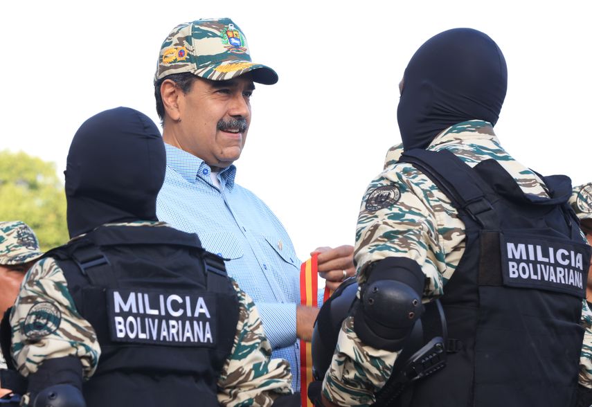 Maduro ordena nueva jornada de alistamiento de milicianos para el viernes y sábado
