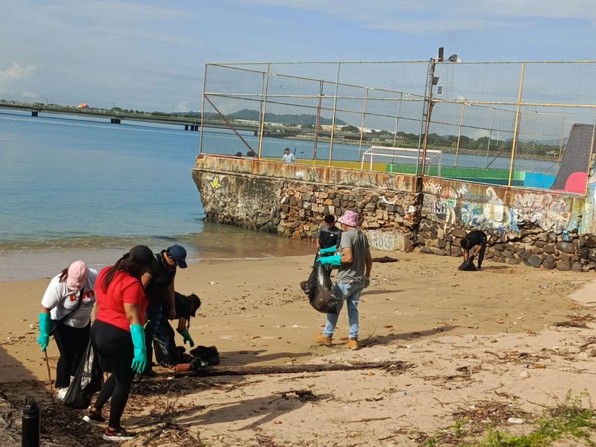Oficina del Casco Antiguo impulsa jornada de limpieza de playas