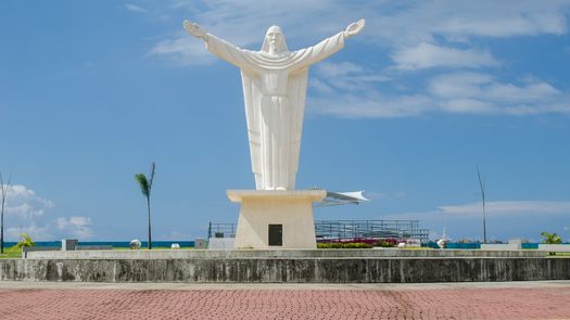 Colón conmemora 122 años de su papel clave en la separación de Panamá de Colombia Colón conmemora 122 años de su papel clave en la separación de Panamá de Colombia