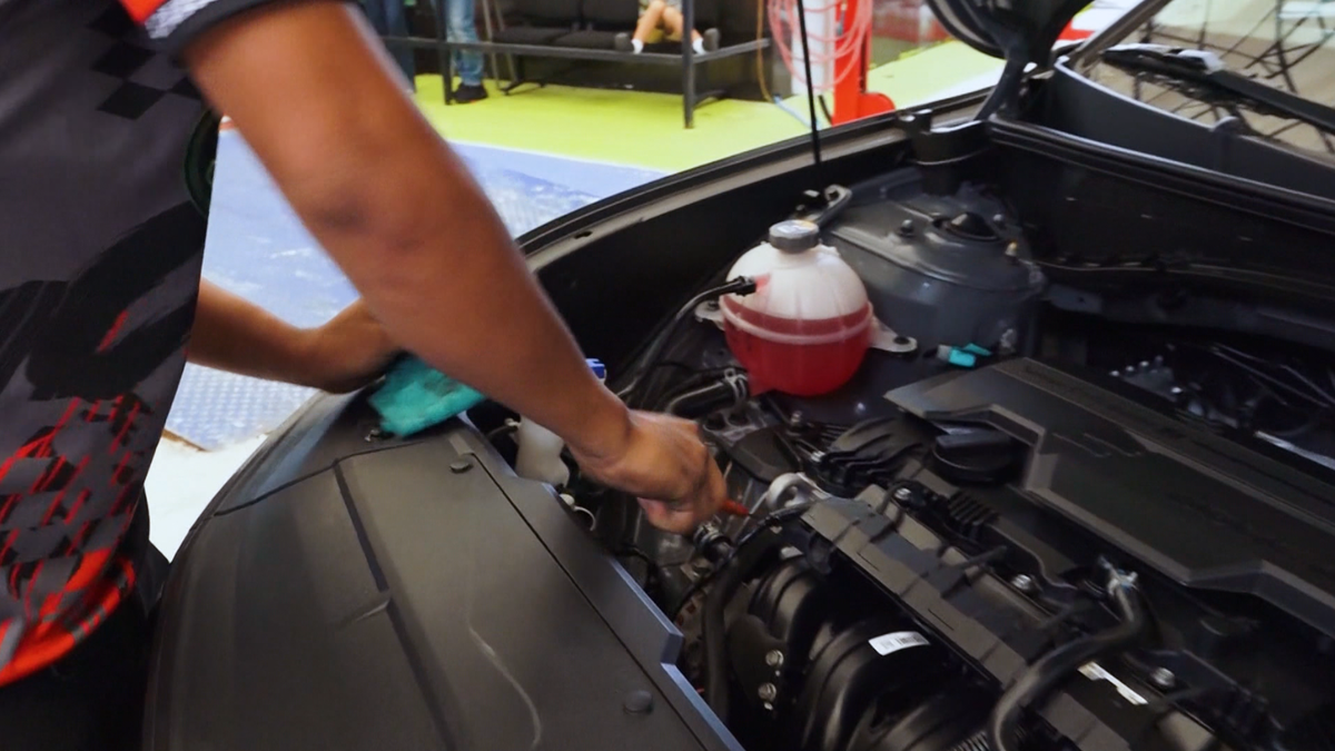 Mantenimiento preventivo de los autos, asegura un buen viaje en carnavales. Mantenimiento preventivo de los autos, asegura un buen viaje en carnavales.