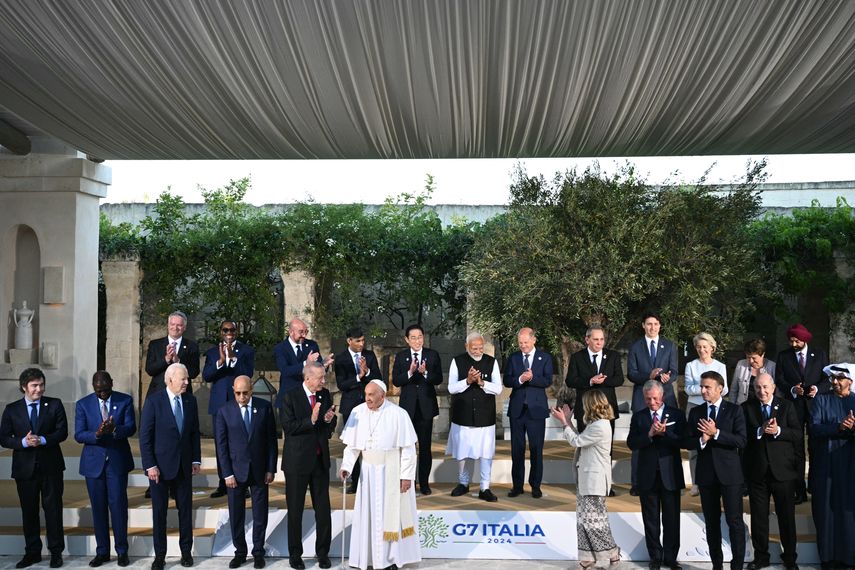 El papa participa por primera vez en reunión del G7