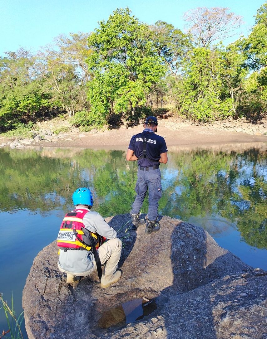 Autoridades ubican sin signos vitales a persona que desapareció en balneario de Gualaca