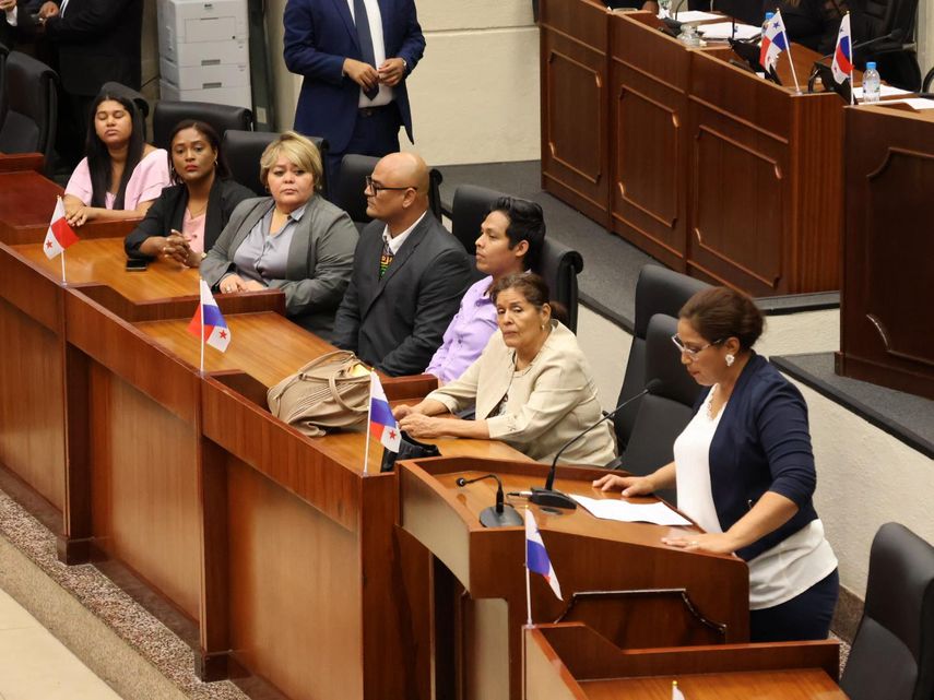 Presentan en la Asamblea Nacional anteproyecto para regularizar la Psicopedagogía en Panamá