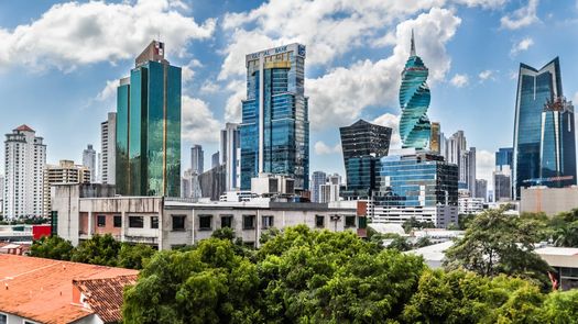 Aumentan activos y utilidades del Centro Bancario Internacional de Panamá en 2024