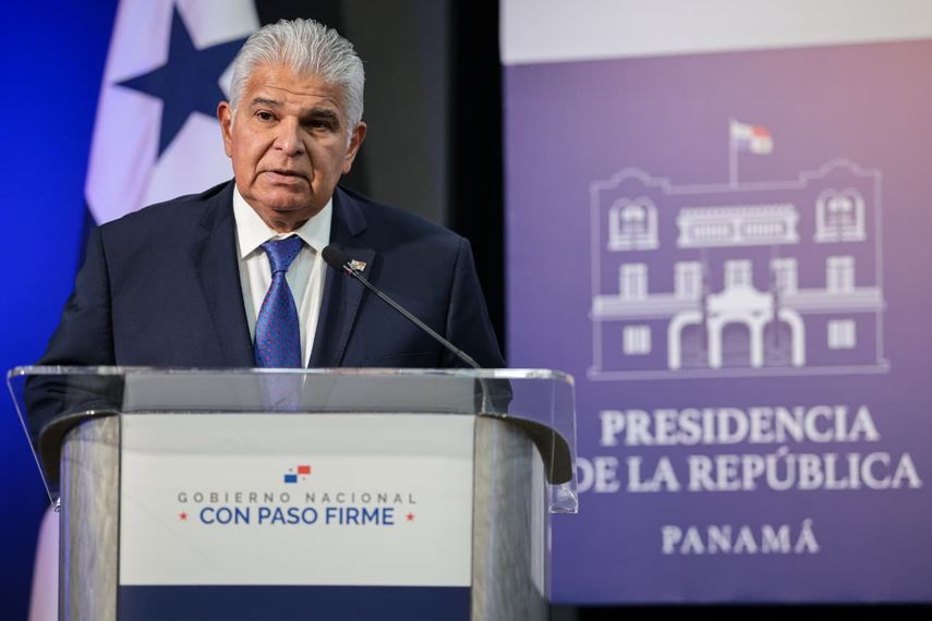 El presidente de Panamá, José Raúl Mulino, confirmó este jueves que asistirá a la Cumbre de las Américas que se celebrará el próximo diciembre en Punta Cana, República Dominicana, bajo el lema 'Construyendo un Hemisferio Seguro, Sostenible y de Prosperidad Compartida'. El presidente de Panamá, José Raúl Mulino, confirmó este jueves que asistirá a la Cumbre de las Américas que se celebrará el próximo diciembre en Punta Cana, República Dominicana, bajo el lema 'Construyendo un Hemisferio Seguro, Sostenible y de Prosperidad Compartida'. 