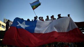 Chile flexibiliza restricciones tras disminución de casos de coronavirus