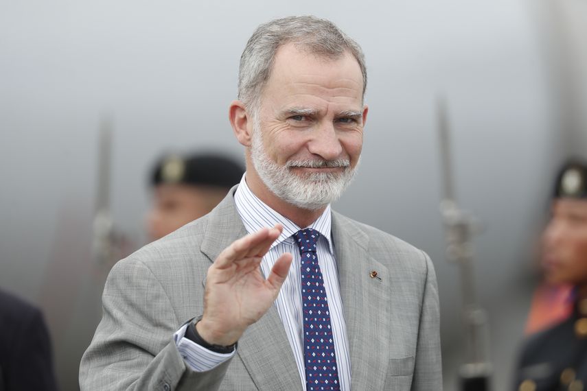 Rey de España llega al país para la toma de posesión del nuevo presidente