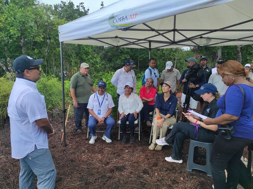 Inauguran primera torre meteorológica en Parque Nacional Coiba Inauguran primera torre meteorológica en Parque Nacional Coiba