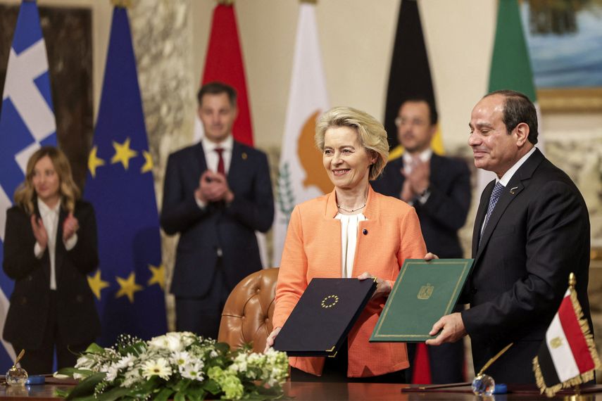 La Unión Europea y Egipto firman acuerdos sobre migración y energía