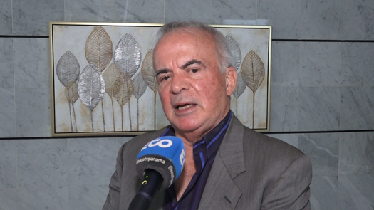 El consultor laboral René Quevedo valoró como un factor clave de tranquilidad el anuncio del Gobierno sobre la continuidad laboral de los trabajadores de Panama Ports Company, luego del fallo de la Corte Suprema que declaró inconstitucional el contrato de concesión. El consultor laboral René Quevedo valoró como un factor clave de tranquilidad el anuncio del Gobierno sobre la continuidad laboral de los trabajadores de Panama Ports Company, luego del fallo de la Corte Suprema que declaró inconstitucional el contrato de concesión.