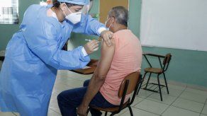 Minsa destaca que aplicación de vacuna contra Covid-19 supera meta diaria