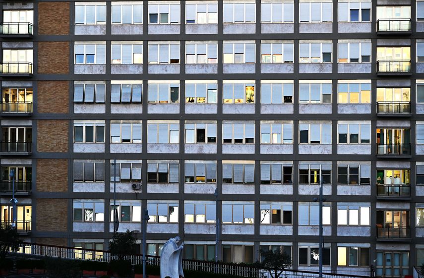 Papa Francisco retoma el trabajo desde el hospital