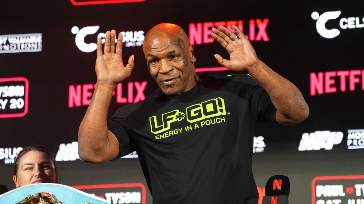 Mike Tyson dice sentirse al 100% tras problema médico en un avión