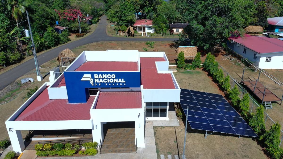 Energía renovable en las sucursales del Banco Nacional de Panamá. Energía renovable en las sucursales del Banco Nacional de Panamá.