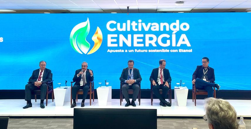 Panamá se prepara para relanzar producción de Etanol como impulso a la economía