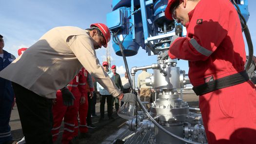 Trump anuncia el fin de las concesiones petroleras otorgadas por Biden a Venezuela