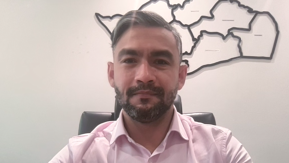 Luis Duke, diputado, se refirió al proyecto de sustancia económica. Luis Duke, diputado, se refirió al proyecto de sustancia económica.