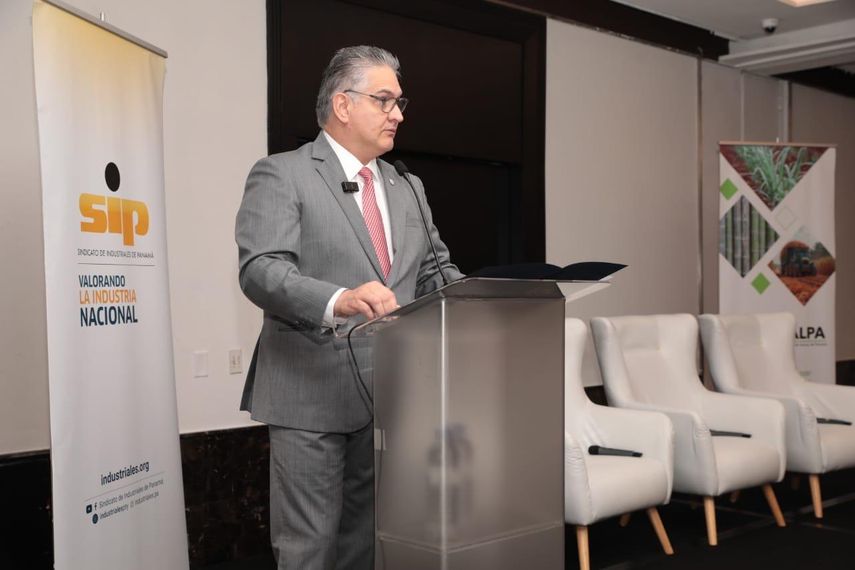 El Gobierno Nacional apuesta a la reactivación de empleos con la industria del bioetanol.