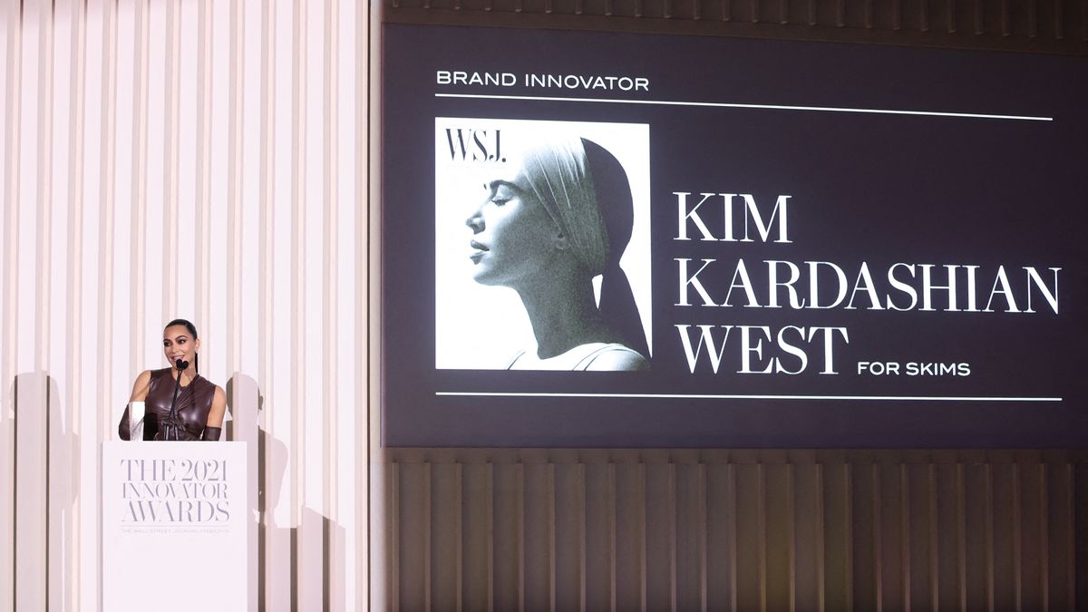 Kim Kardashian se acerca a sueño de convertirse en abogada