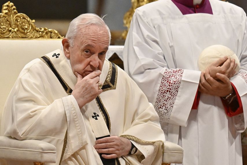 El papa Francisco presidirá el viernes en el Coliseo romano, el Viacrucis nocturno.