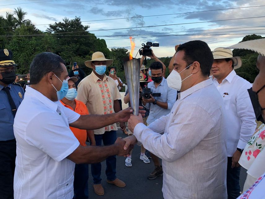 Bicentenario: Antorcha sigue recorrido en Herrera