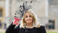 La cantante británica Bonnie Tyler, estrella de los años 80, conocida por su voz rasgada y su éxito Total Eclipse of the Heart, falleció a los 75 años en Portugal, anunció este jueves su familia. La cantante británica Bonnie Tyler, estrella de los años 80, conocida por su voz rasgada y su éxito Total Eclipse of the Heart, falleció a los 75 años en Portugal, anunció este jueves su familia.
