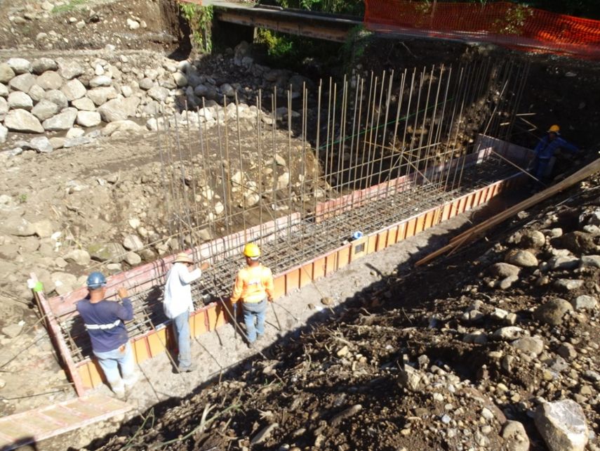 De los 100 puentes que se colocarán en el país