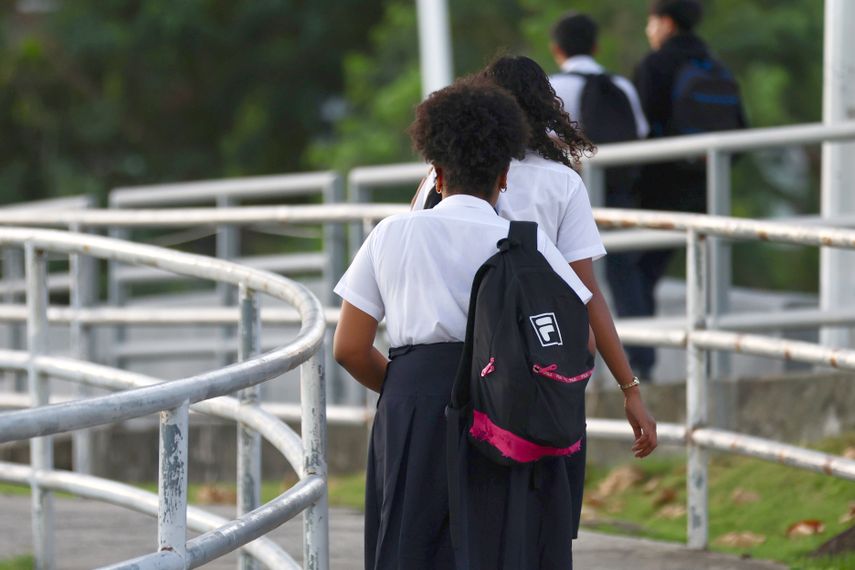Al menos dos casos de suicidio de adolescentes se han registrado este año en Panamá y se cree que están vinculados con el acoso escolar. El país intenta reaccionar y se plantea una nueva ley