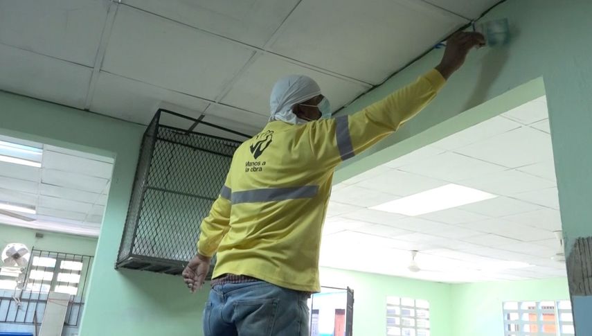 Reparan centros educativos en programa Con Escuelas