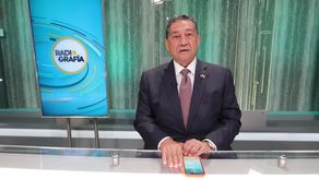 Presidente del partido PAIS invita a Eisenmann a formar un partido