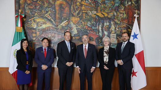 Comercio y movilidad humana, temas claves del diálogo bilateral entre Panamá y México
