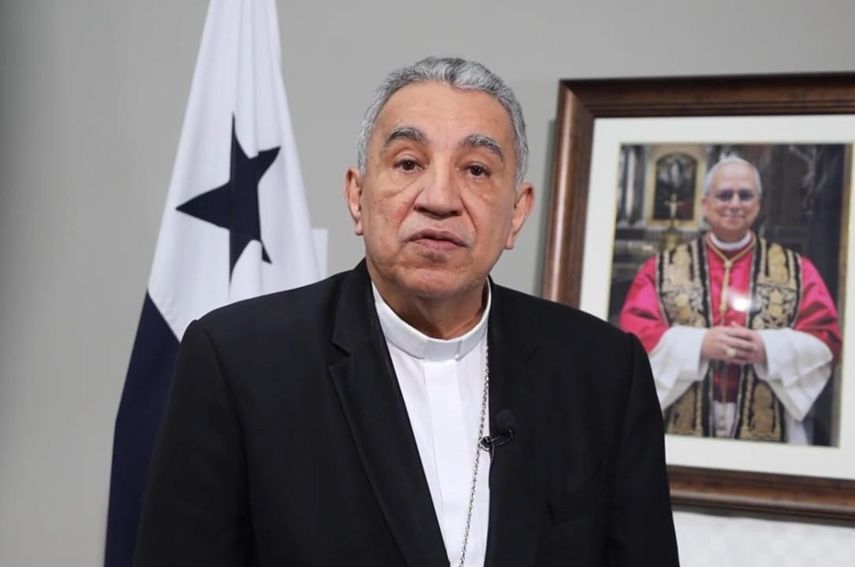 El Arzobispo de Panamá, José Domingo Ulloa. El Arzobispo de Panamá, José Domingo Ulloa.