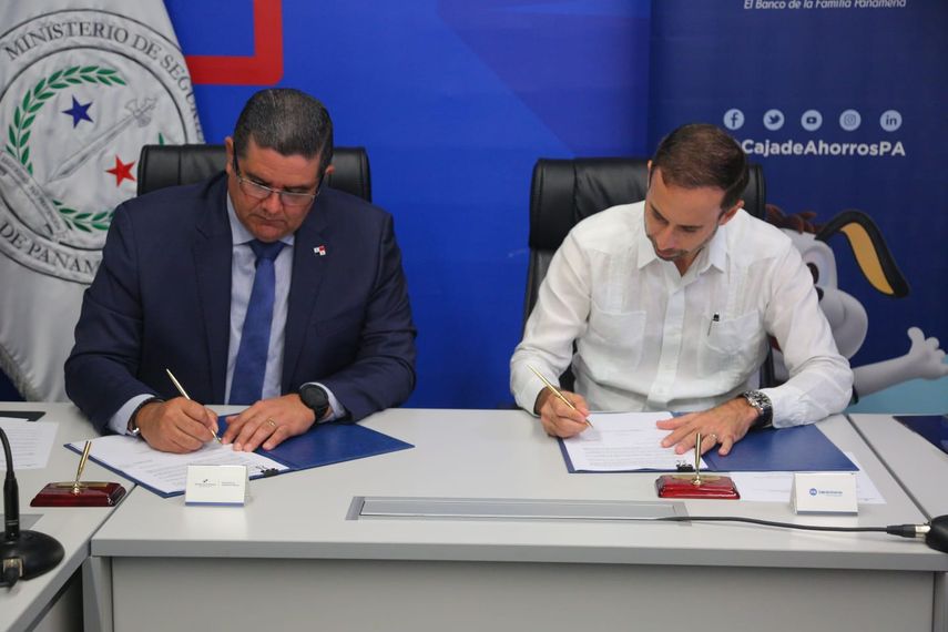 El Ministerio de Seguridad Pública (Minseg) y la Caja de Ahorros suscribieron este miércoles un acuerdo de cooperación para la de la institución bancaria en el sistema de gestión del Centro de Operación Nacional (CON).