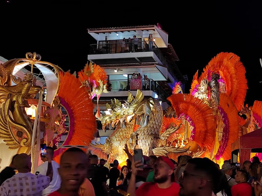 El Decreto también detalla que hay varias instituciones que, debido a la naturaleza de sus actividades, deberán operar durante el Carnaval 2024. El Decreto también detalla que hay varias instituciones que, debido a la naturaleza de sus actividades, deberán operar durante el Carnaval 2024.