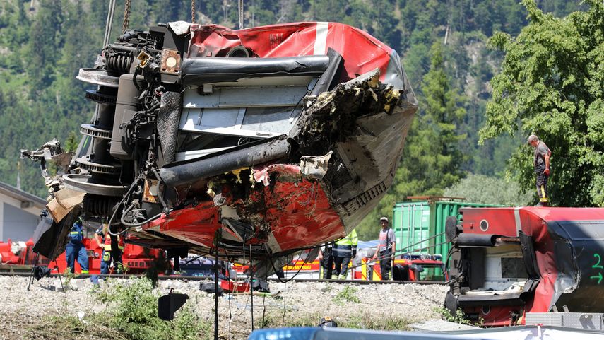 Accidente en tren de Alemania deja 5 muertos y 44 heridos