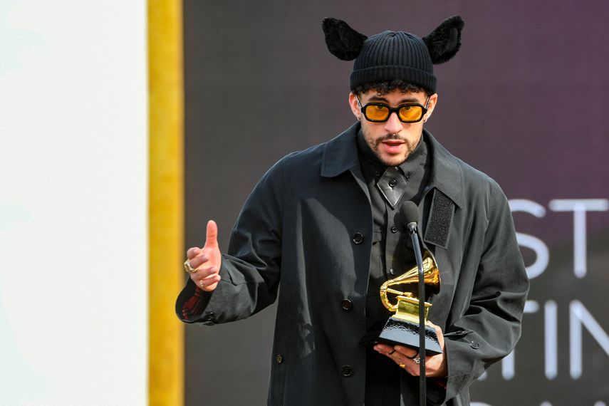La Fundación Good Bunny del cantante Bad Bunny, anunció este martes que regresa por segundo año consecutivo a fomentar el desarrollo en el arte, la música y el deporte entre 360 estudiantes. La Fundación Good Bunny del cantante Bad Bunny, anunció este martes que regresa por segundo año consecutivo a fomentar el desarrollo en el arte, la música y el deporte entre 360 estudiantes.