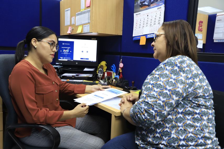 CSS refuerza atención en agencias de cobros con orientadores. CSS refuerza atención en agencias de cobros con orientadores.
