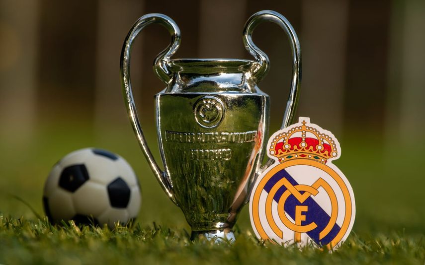 Web del Real Madrid vuelve a ser la página de clubes de fútbol más visitada del mundo. Web del Real Madrid vuelve a ser la página de clubes de fútbol más visitada del mundo.