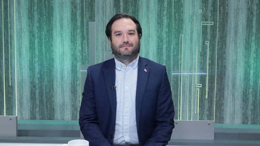 Gabriel Silva critica cambios de postura de Mulino y pide equidad en reforma electoral