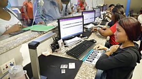 Alcaldía de Panamá anuncia fecha de entrega de calcomanías de diciembre 2024